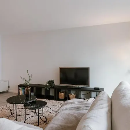 Appartement Huswell - On Prime Location In *